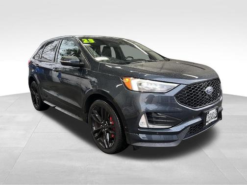 2023 Ford Edge ST