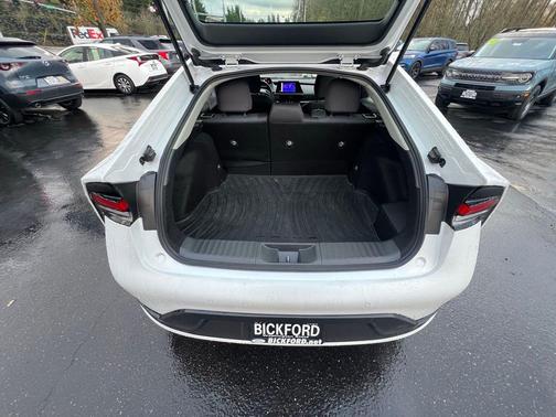 2023 Toyota Prius LE