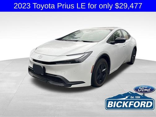 2023 Toyota Prius LE