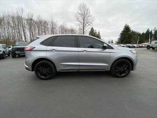 2022 Ford Edge ST Line