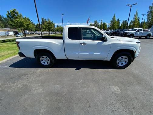 2024 Nissan Frontier S