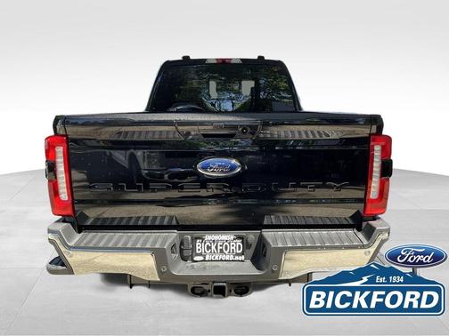 Agate Black Metallic 2026 Ford F-250 Lariat