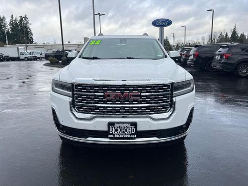 2022 GMC Acadia Denali