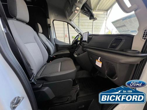 Oxford White 2026 Ford Transit-250 Base