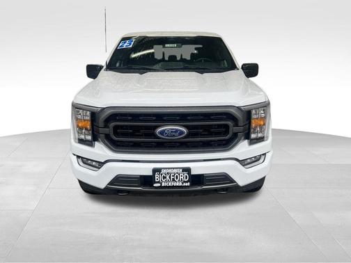 Oxford White 2023 Ford F-150 XLT