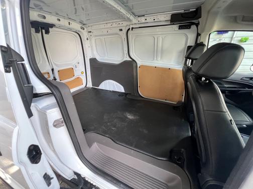 Frozen White 2022 Ford Transit Connect XL