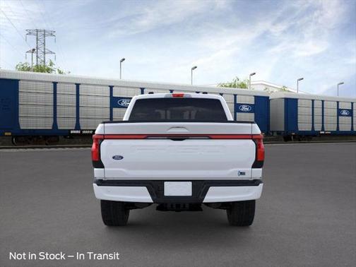 2025 Ford F-150 Lightning LARIAT