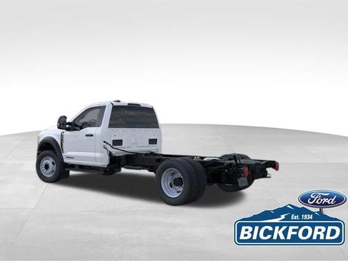 Oxford White 2025 Ford F-450 XL