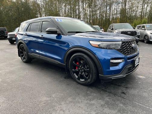 2022 Ford Explorer ST