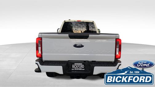 Oxford White 2026 Ford F-350 XL