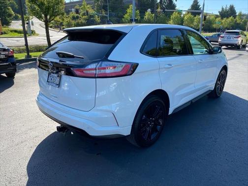 2022 Ford Edge ST Line