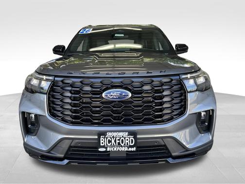 Carbonized Gray Metallic 2026 Ford Explorer ST-Line 4WD