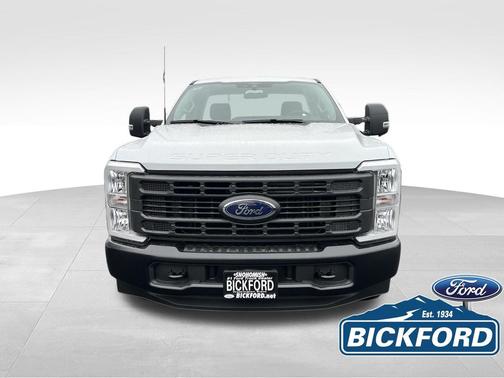 Oxford White 2026 Ford F-250 XL