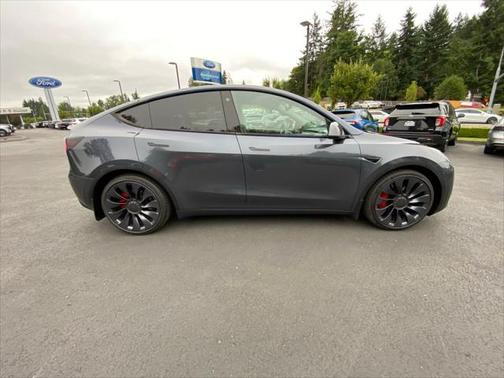 2022 Tesla Model Y Performance Dual Motor All-Wheel Drive