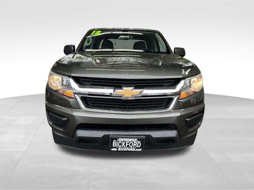Deepwood Green Metallic 2018 Chevrolet Colorado WT