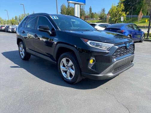 2021 Toyota RAV4 Hybrid XLE Premium