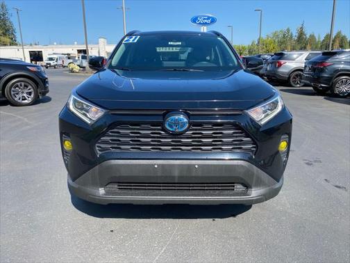 2021 Toyota RAV4 Hybrid XLE Premium