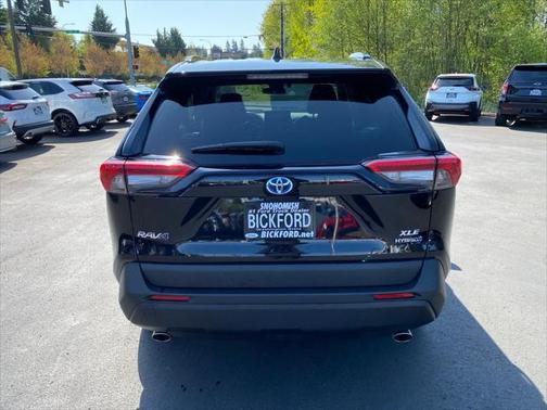 2021 Toyota RAV4 Hybrid XLE Premium