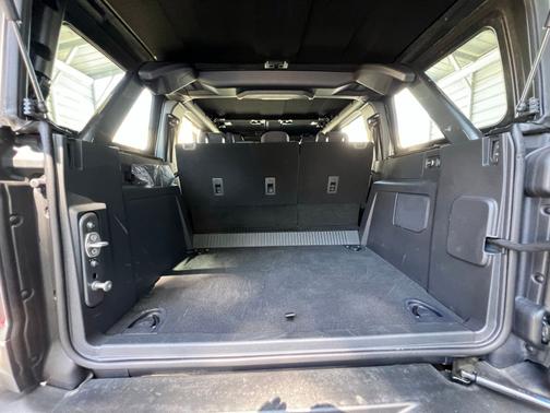 Carbonized Gray Metallic 2025 Ford Bronco Base