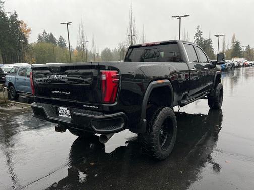 2024 GMC Sierra 3500 Denali