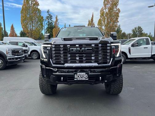 2024 GMC Sierra 3500 Denali