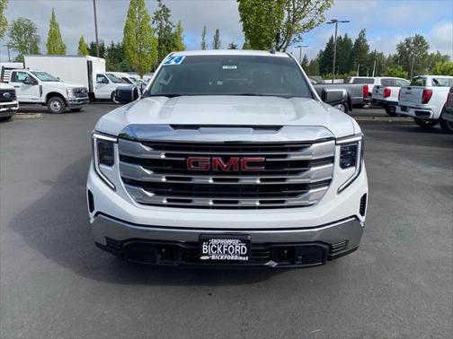 2024 GMC Sierra 1500 SLE