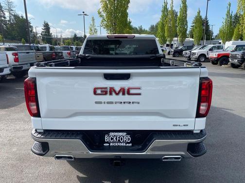 2024 GMC Sierra 1500 SLE