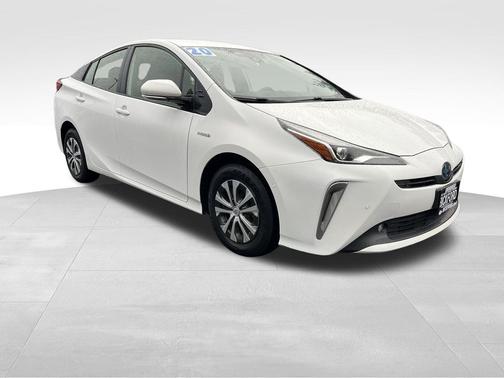 2020 Toyota Prius LE