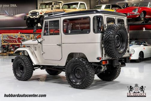 1974 Toyota Land Cruiser Base