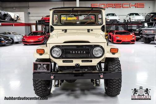1974 Toyota Land Cruiser Base