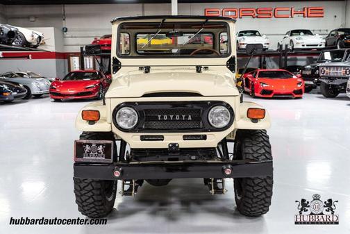 1974 Toyota Land Cruiser Base