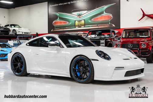 2022 Porsche 911 GT3 w/Touring Package