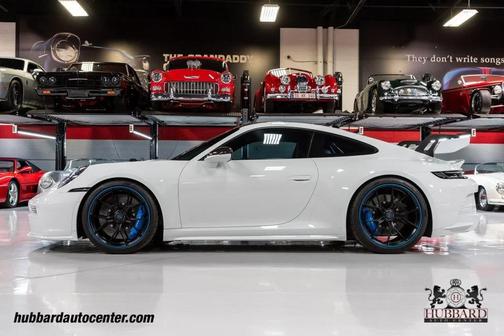2022 Porsche 911 GT3 w/Touring Package