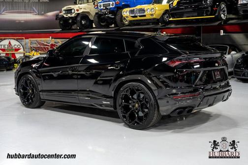 2024 Lamborghini Urus Performante AWD