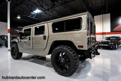 Photo 5 of 32 of 2002 Hummer H1 Wagon