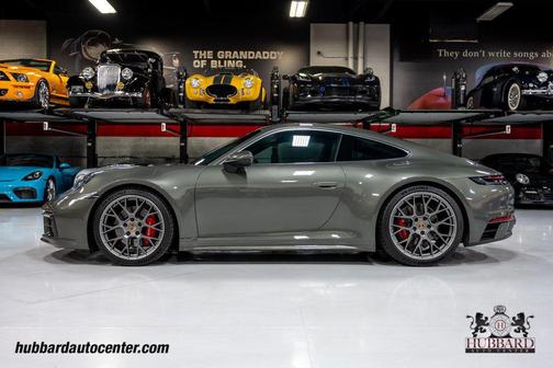 Aventurine Green Metallic 2020 Porsche 911 911 Carrera S