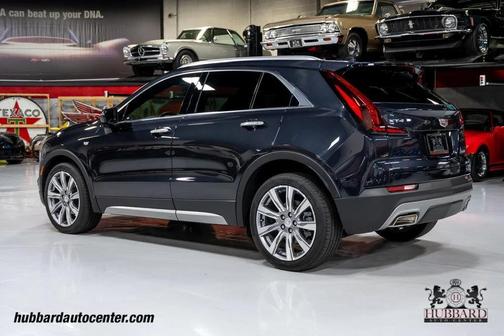 2023 Cadillac XT4 Premium Luxury