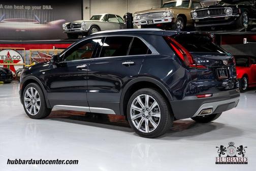 2023 Cadillac XT4 Premium Luxury