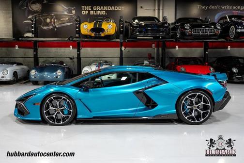 Blu Uranus Metallic 2025 Lamborghini Revuelto Coupe
