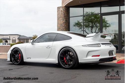 2015 Porsche 911 2dr Coupe GT3