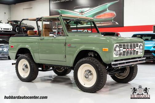 Boxwood Green 1972 Ford Bronco