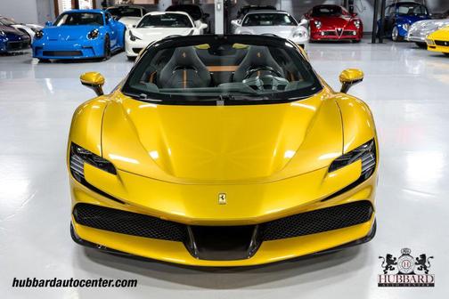 Giallo Montecarlo 2024 Ferrari SF90 Spider Convertible