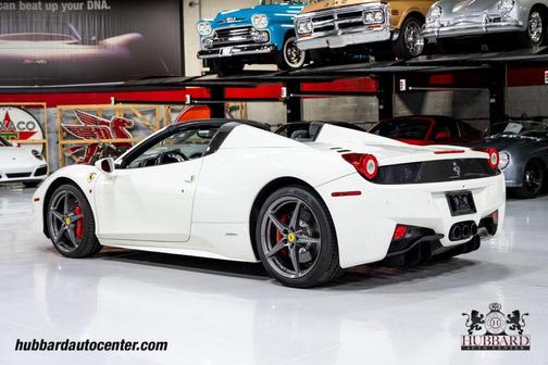 Bianco Avus 2014 Ferrari 458 Spider Base