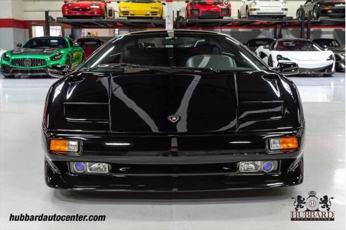 1992 Lamborghini Diablo Mileage is show in KM