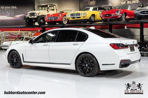 2022 BMW 750 i xDrive