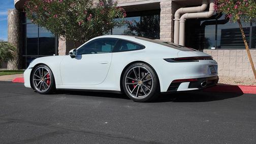 2020 Porsche 911 Carrera 4S