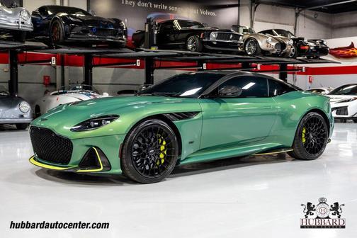 Iridescent Emerald 2023 Aston Martin DBS 2023.5 Coupe 770 Ultimate