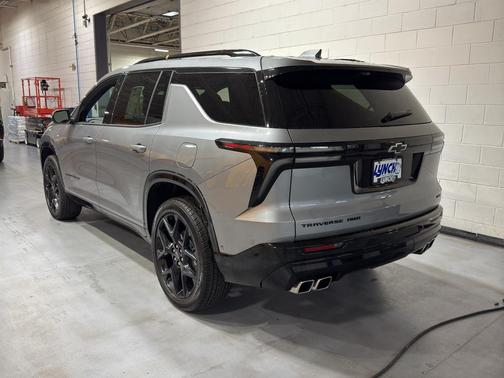 2025 Chevrolet Traverse RS