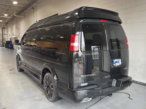 2025 GMC Savana 2500 Work Van