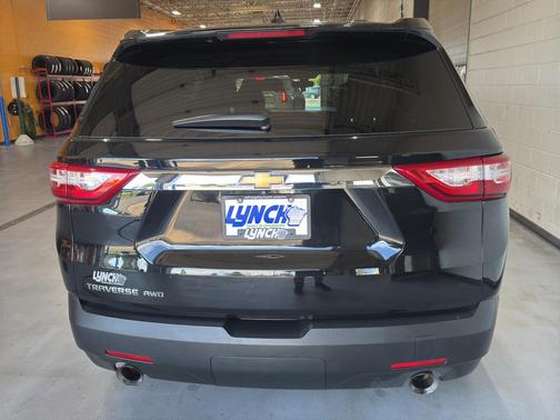 2020 Chevrolet Traverse LS